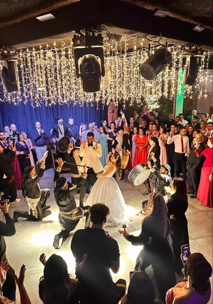 Contato para Festa Árabe com apresentação de Dança do Ventre e Grupo de Dabke; Buffet Árabe a domicilio em São Paulo