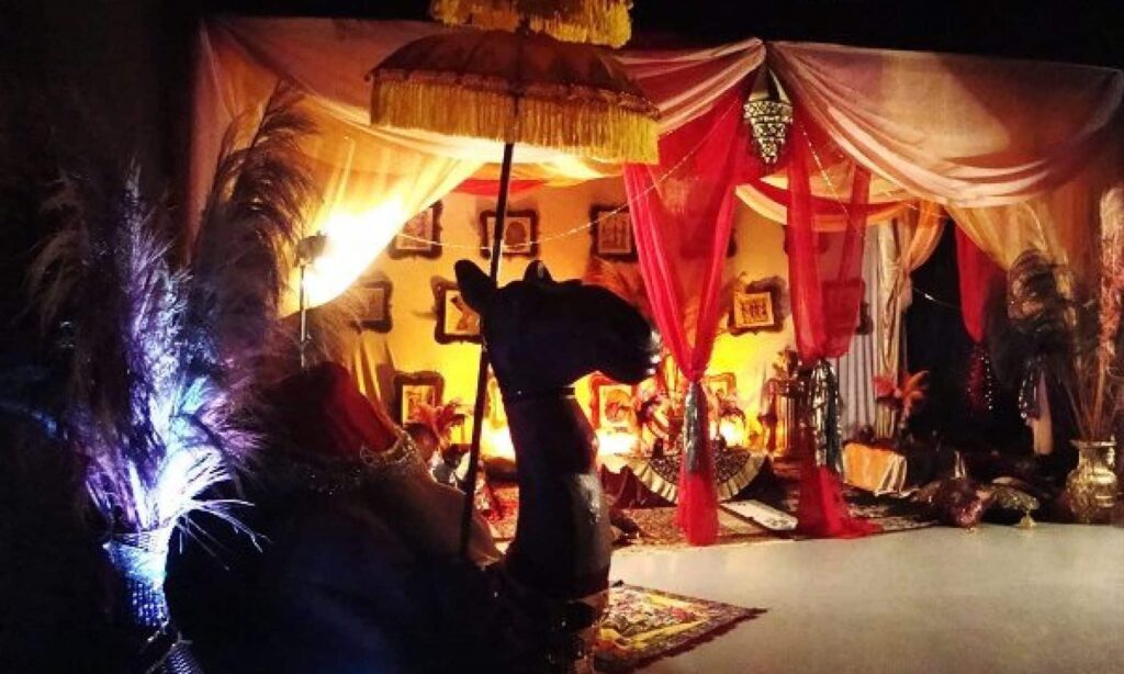 Shabab Eventos Árabes oferece experiências personalizadas com Danças Árabes (Dabke e Dança do Ventre), Dj Árabe especializado, Decoração Árabe, Banda Árabe e um delicioso Buffet Árabe, garantindo eventos únicos e memoráveis que celebram a cultura árabe com autenticidade. Conheça nossos serviços.
